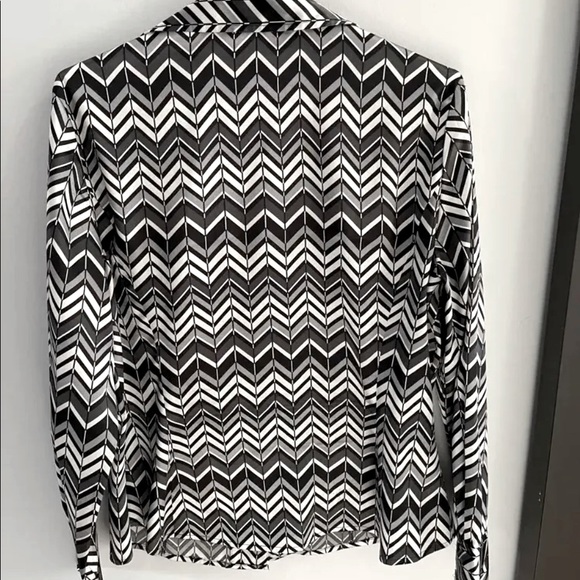 Business - Casual ✨ Ann Taylor Factory Long Sleeve Blouse Chevron/Herringbone - Picture 3 of 5